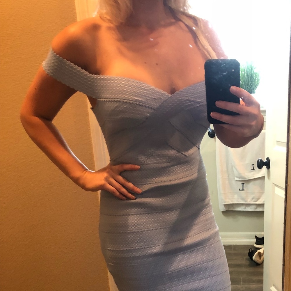 Bodycon dress. UK 14. Can fit an 8-12.